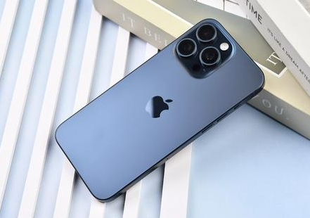 石泉苹果维修点分享iPhone 15 Pro Max屏幕更换全新实操风险 
